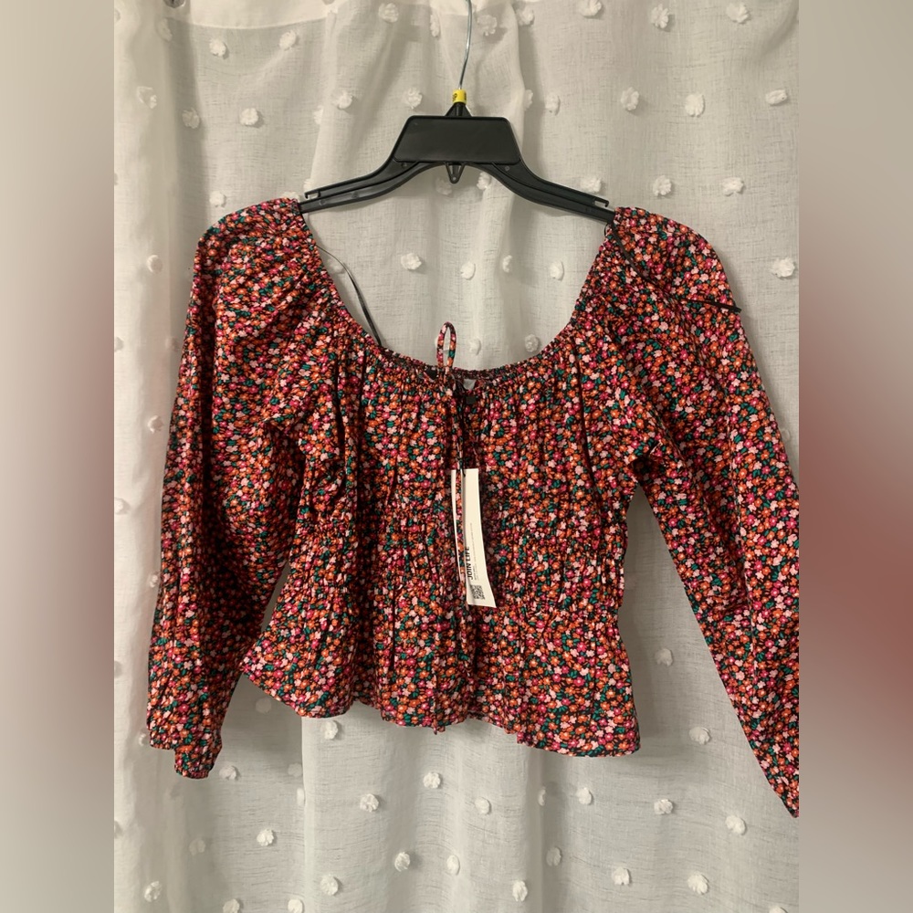 Flower print crop top